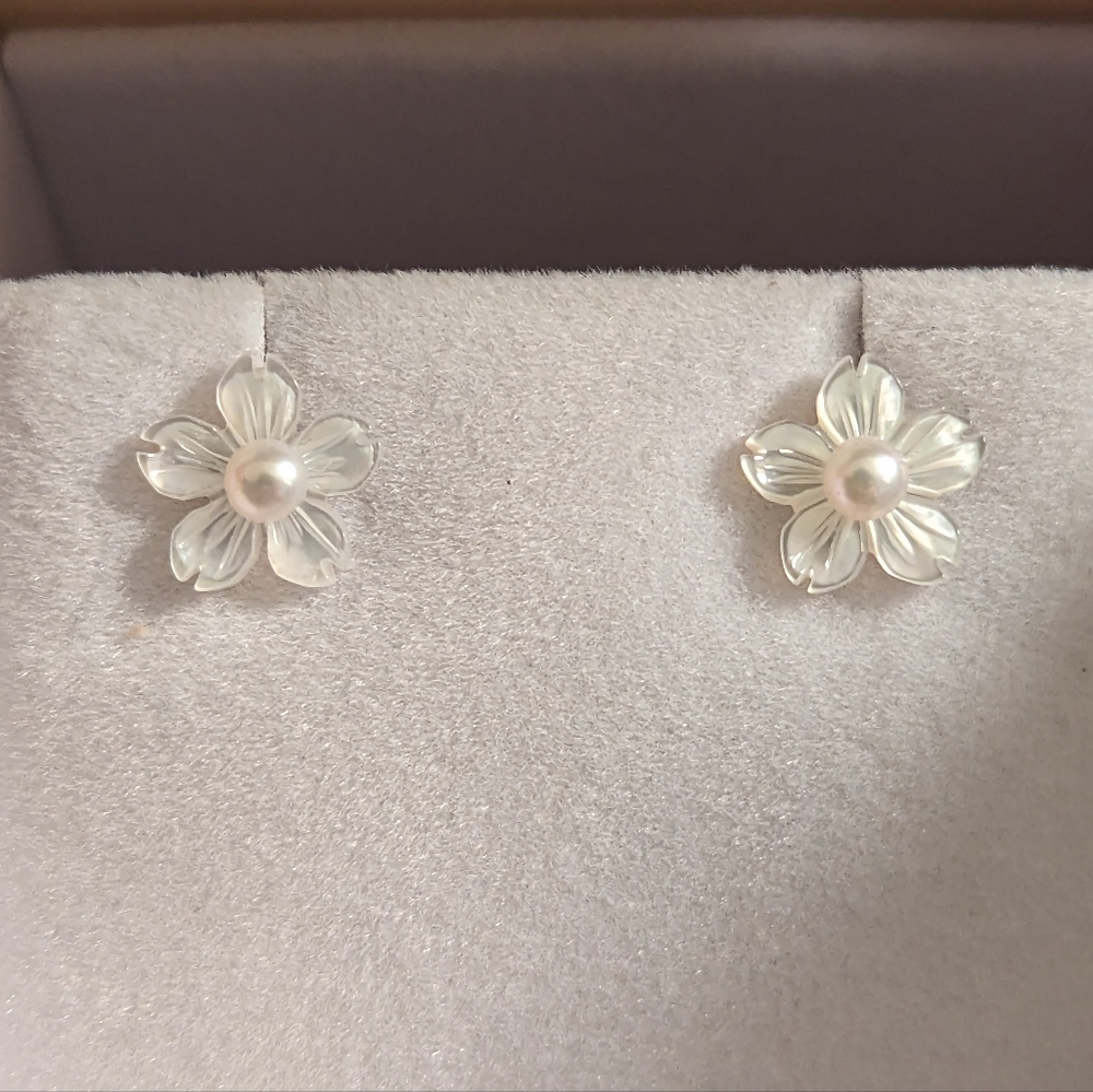 Mother of Pearl & Akoya Pearl Flower Blossom Earrings